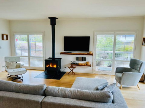 Salt Life - Pet Friendly Outside WIFI - Accommodation Mt buller 3