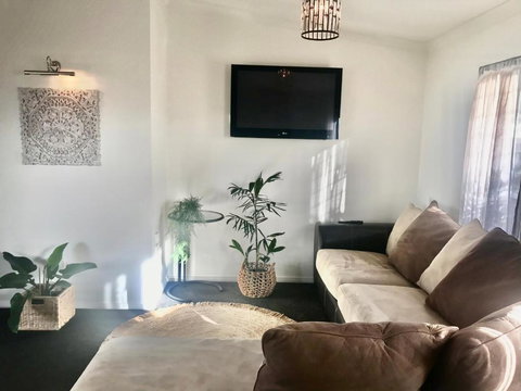 Salty Blue Beach House - Accommodation Mt Buller 2