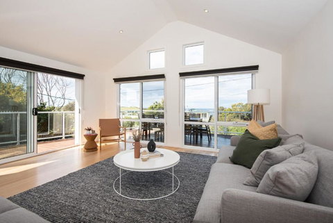 Salty Shores Smiths Beach - Accommodation Mt buller 0