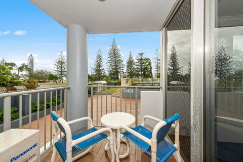 Sandpiper Broadbeach - Accommodation Mt Buller 2