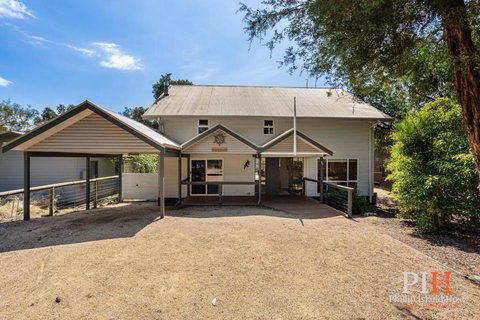 Sandy Bay Getaway W Spa 4 Bdr - Accommodation Mt buller 3