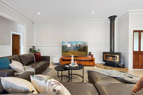 Sommerville Majestic Farm Manor Retreat 5bd 3Bth Pool Spa - Accommodation Mt Buller 1