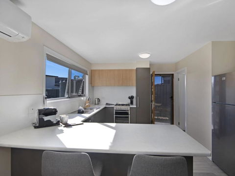T Bar On Twynam - Modern 2BR Apartment L WiFi L Netflix L BBQ L Smart TV L Air-Con - Accommodation Mt Buller 3