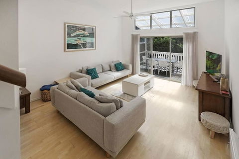 THE BAY - Luxury Accommodation By The Sea - Accommodation Mt Buller 0