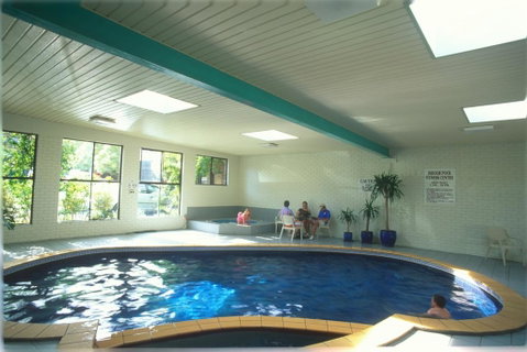Best Western Plus The Tudor Box Hill - Accommodation Mt Buller 3