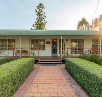 Birds 'n' Bloom Cottages - Accommodation Mt Buller