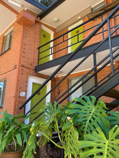 WARBURTON MOTEL - Where Mid-century Style Meets The Mountains - Accommodation Mt Buller 1