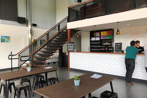 Beer, Wine And Gin (The Ultimate Tastings.) - Accommodation Mt Buller 2