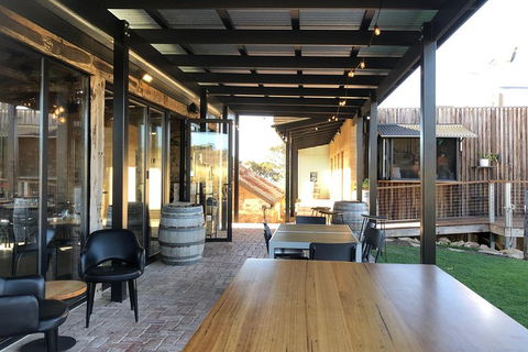 Beer, Wine And Gin (The Ultimate Tastings.) - Accommodation Mt Buller 4