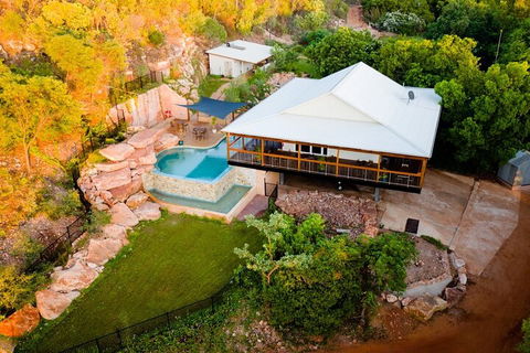 Wet Season Incredible Islands Tour - Horizontal Falls & Cygnet Bay Pearl Farm - Accommodation Mt Buller 5
