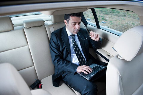 Private Gold Coast Airport Departure Transfer - Accommodation Mt Buller 4