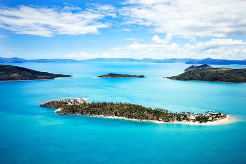 Whitehaven Beach And Daydream Island Cruise - Accommodation Mt Buller 5