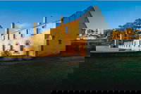 Tasman Island Cruises and Port Arthur Historic Site Day Tour from Hobart