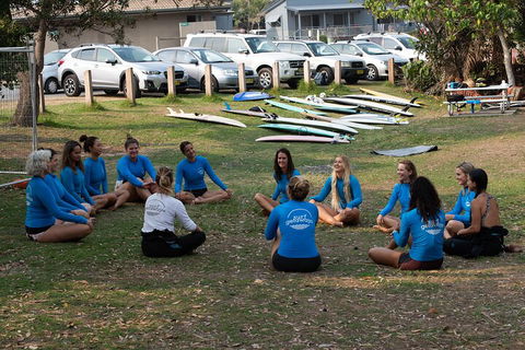 Monthly Intro / Beginner Surf Clinics For Women - Byron Bay / Lennox Head - Accommodation Mt Buller 4